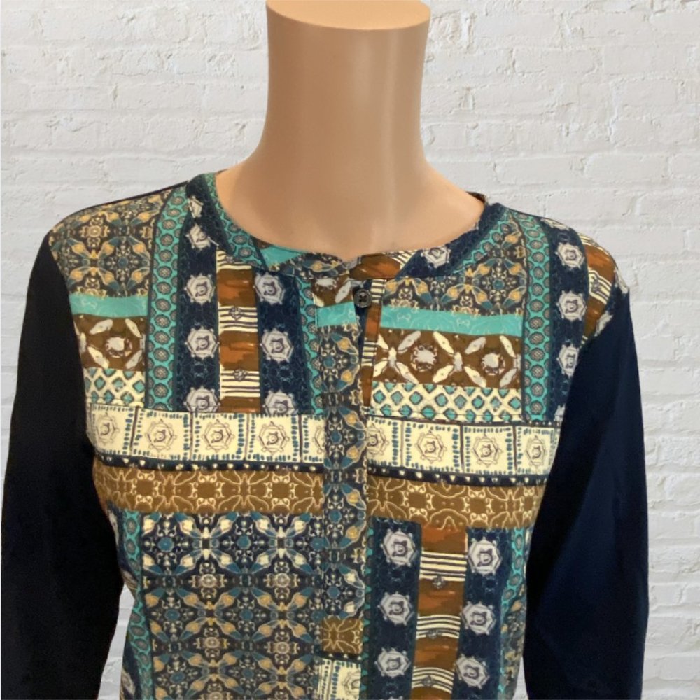 VAN HEUSEN -- Blouse, Multi-Colored, 3/4 Sleeve, Button Down with Boat Neck - Picture 4 of 14